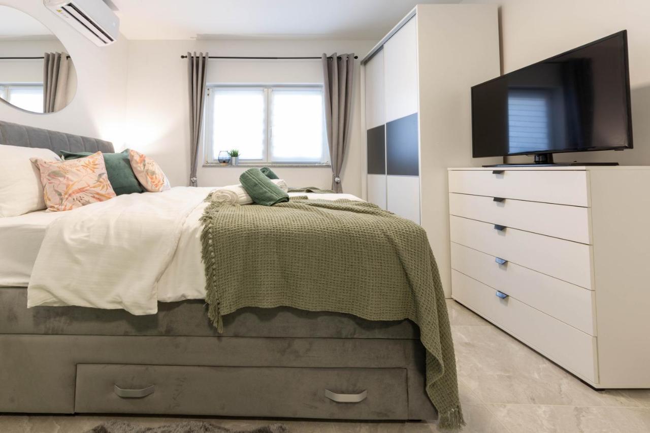 Apartmani Sun & Moon Bjelovar Ngoại thất bức ảnh
