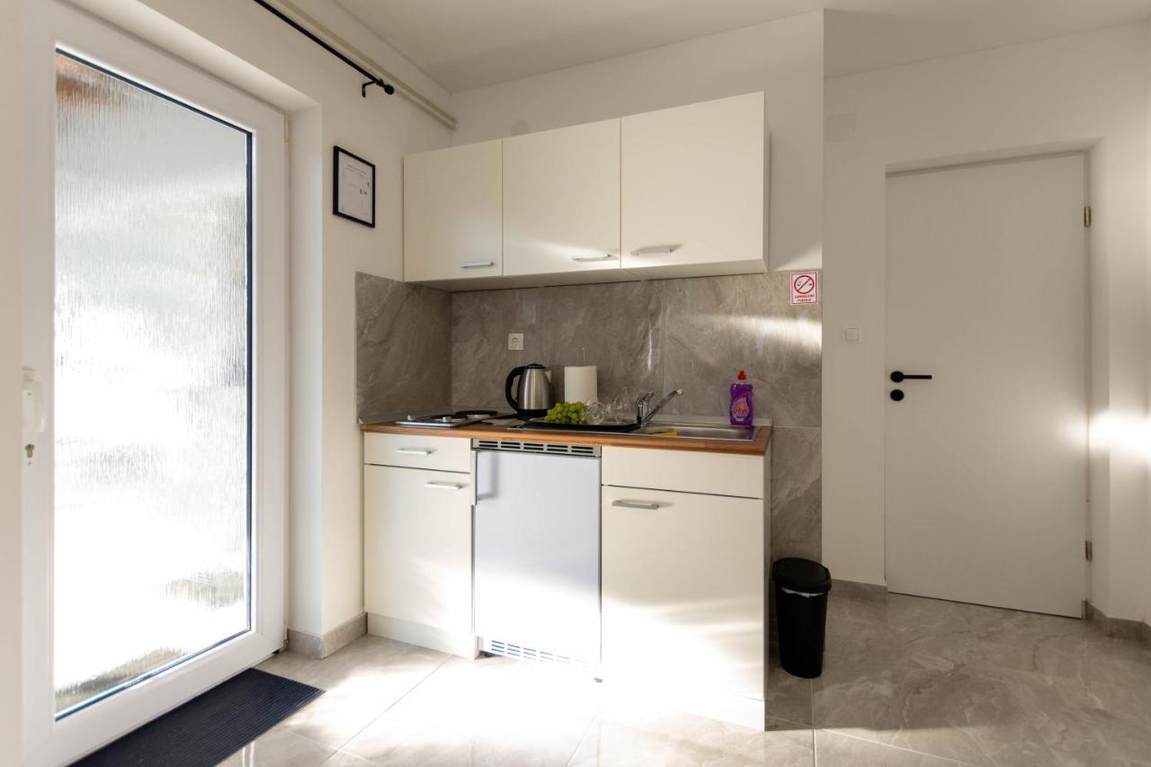 Apartmani Sun & Moon Bjelovar Ngoại thất bức ảnh
