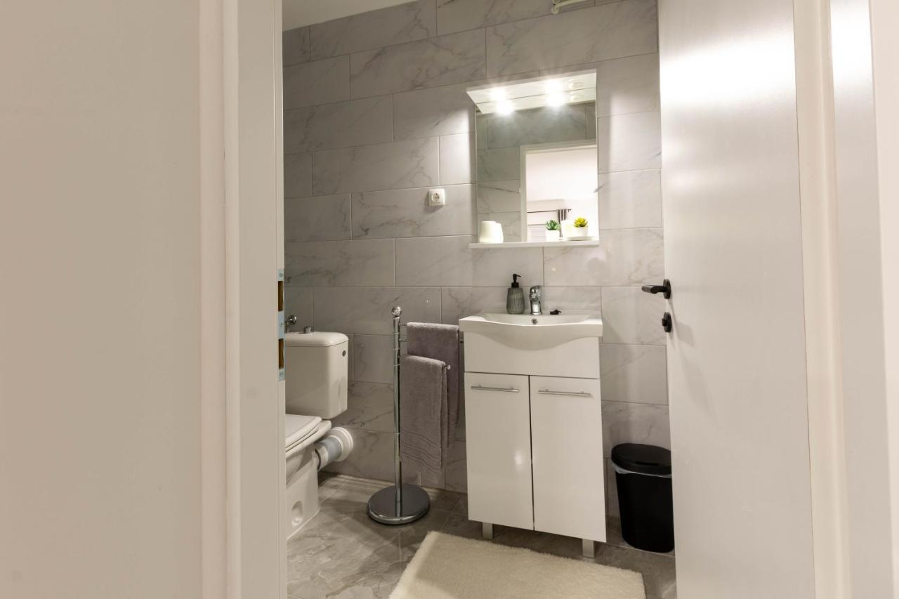 Apartmani Sun & Moon Bjelovar Ngoại thất bức ảnh