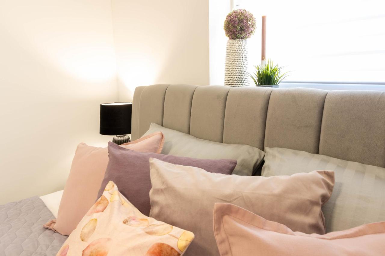 Apartmani Sun & Moon Bjelovar Ngoại thất bức ảnh