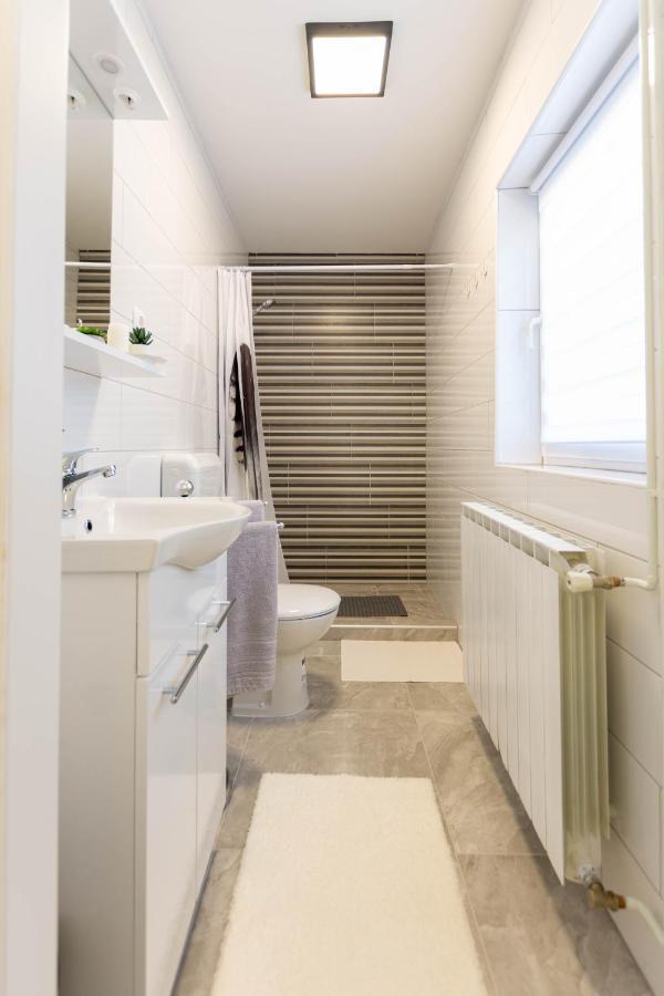 Apartmani Sun & Moon Bjelovar Ngoại thất bức ảnh