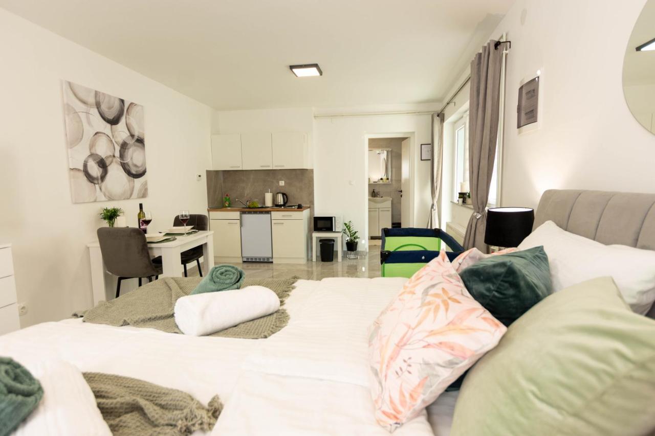 Apartmani Sun & Moon Bjelovar Ngoại thất bức ảnh