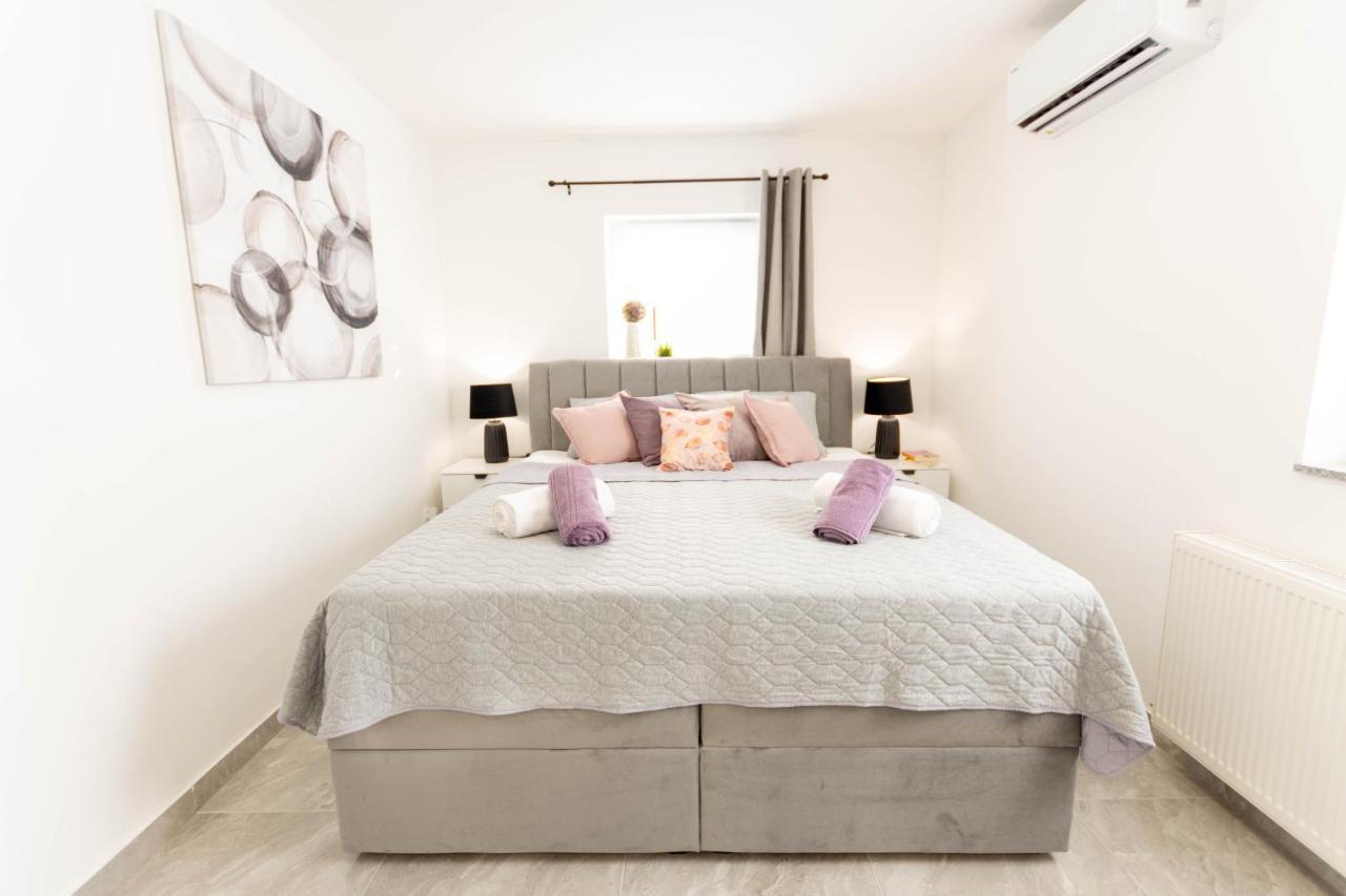 Apartmani Sun & Moon Bjelovar Ngoại thất bức ảnh