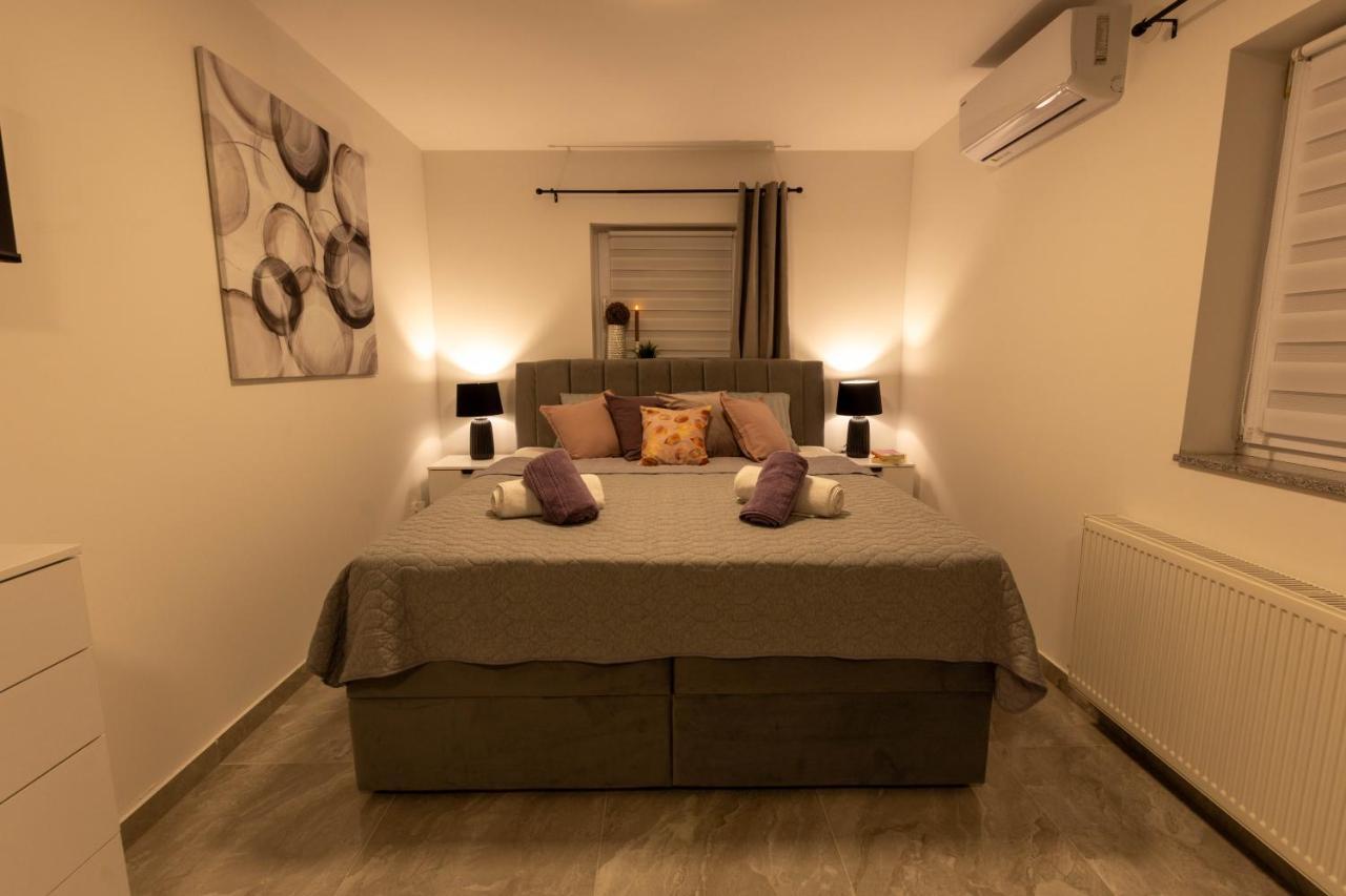 Apartmani Sun & Moon Bjelovar Ngoại thất bức ảnh